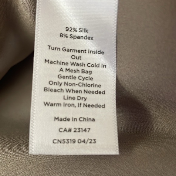 NWT women’s Haven Well within double v-neck washable silk cami sz m - Picture 6 of 9